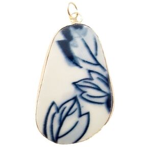 Blue and White Ceramic‎ Pendant Ming Dynasty Style Pottery Shard For DIY Jewelry